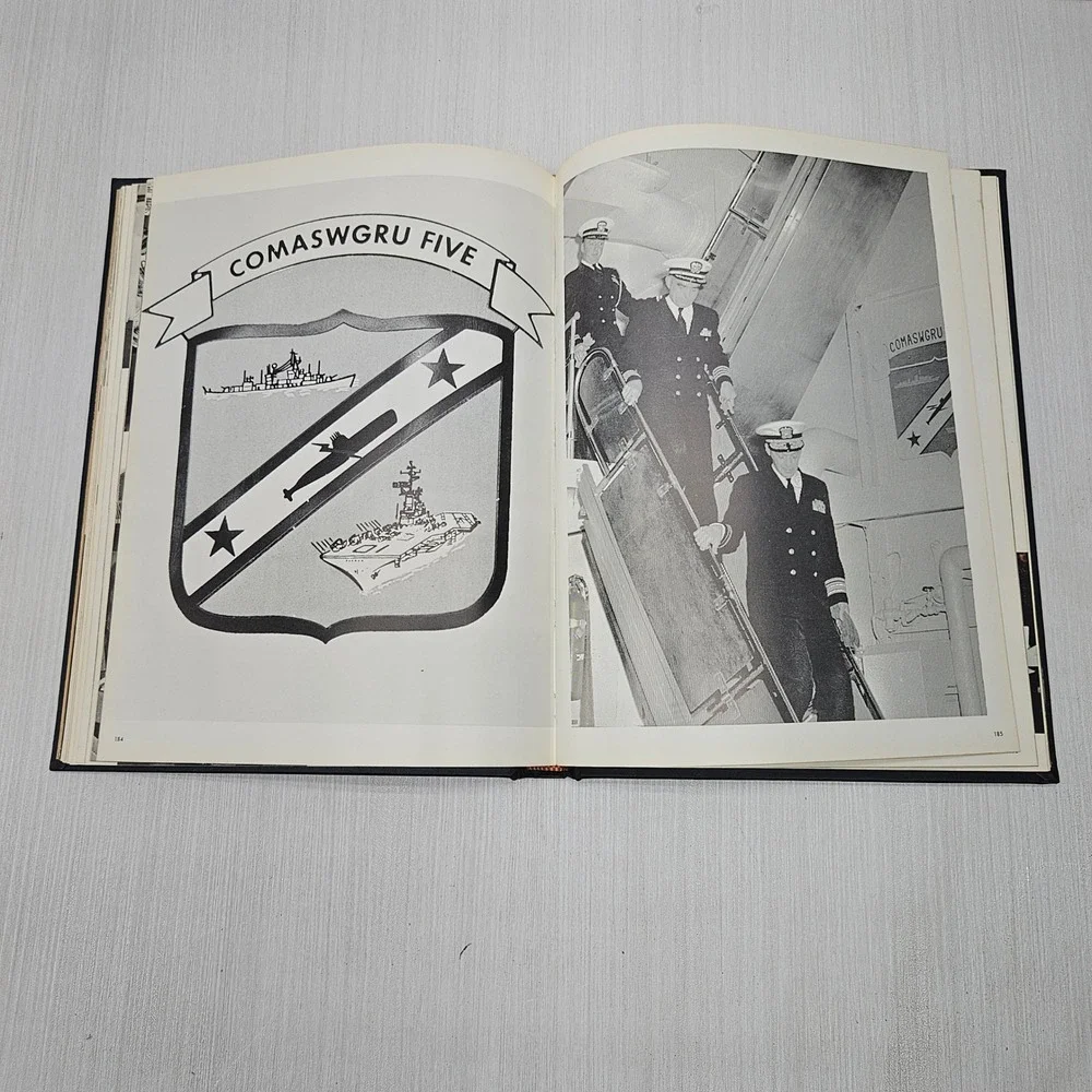 USS Kearsarge CVS-33 Vietnam Cruise Book 1967-1968 CVSG-53 Navy G.S. Weaver
